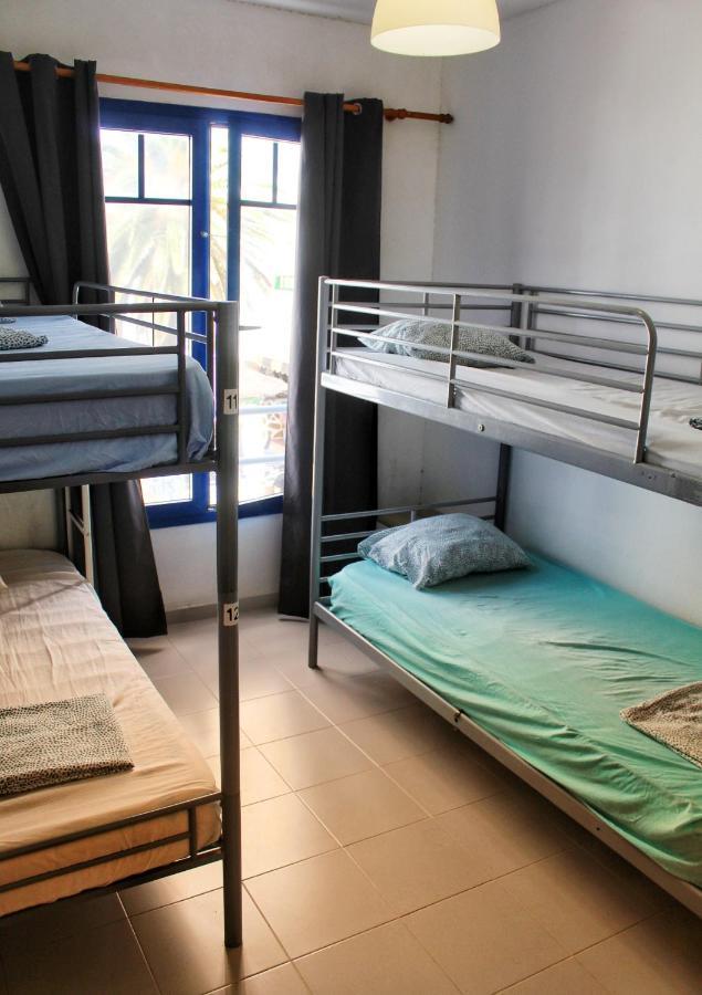 Famara Hostel Ngoại thất bức ảnh